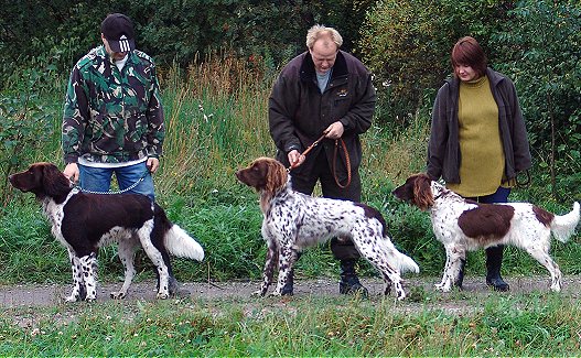 Syyskuu 2004, potretissa: Ukko, Uki ja Taika